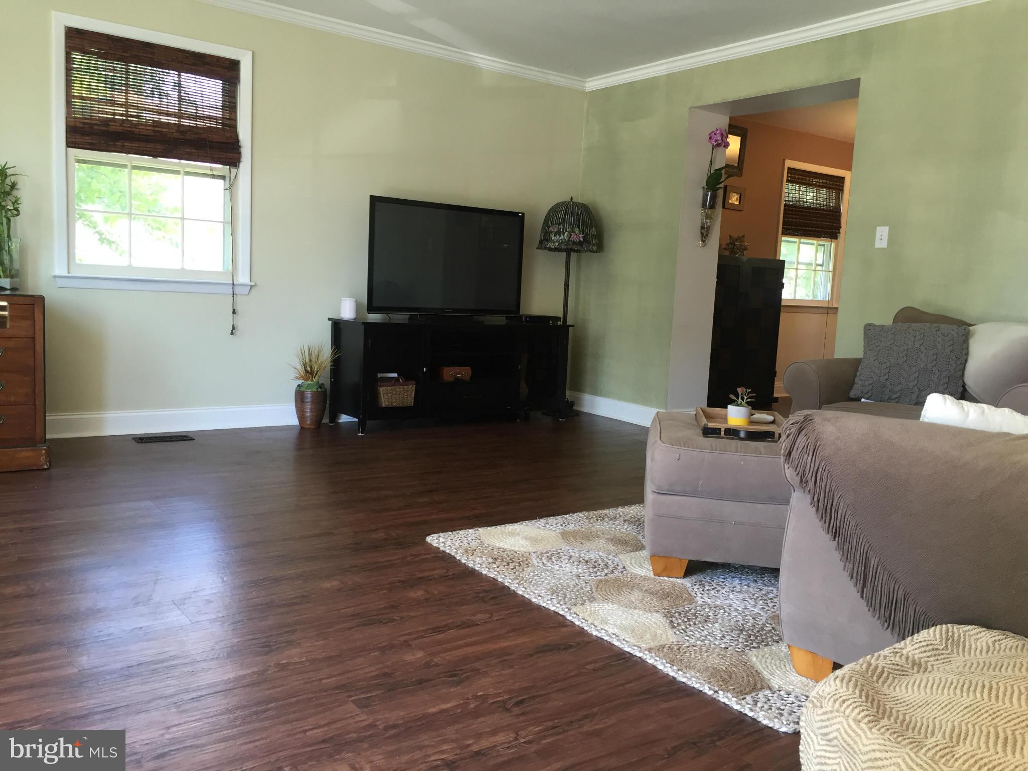 3616 Rockberry Road Baltimore, MD 21234 - Photo 3 of 28 Family Room
