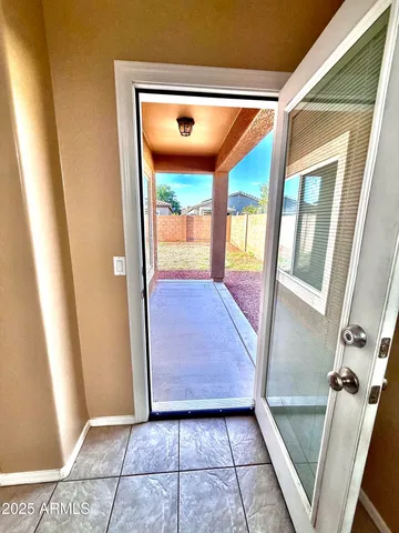 a view of an outdoor space