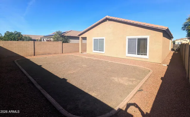 $1,950 | 14841 West Desert Hills Drive, Surprise, AZ 85379