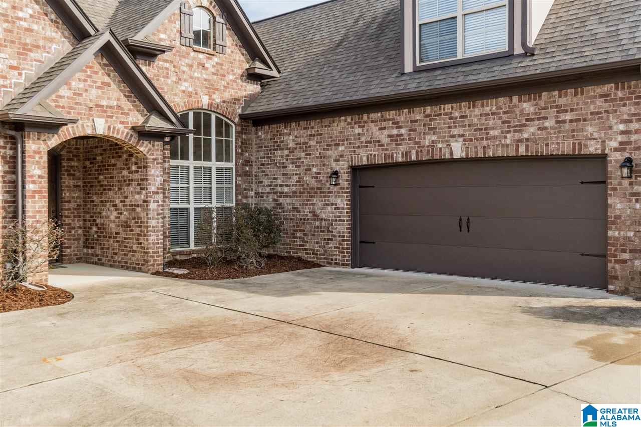 260 Strathaven Lane Pelham, AL 35124 - Photo 3 of 37