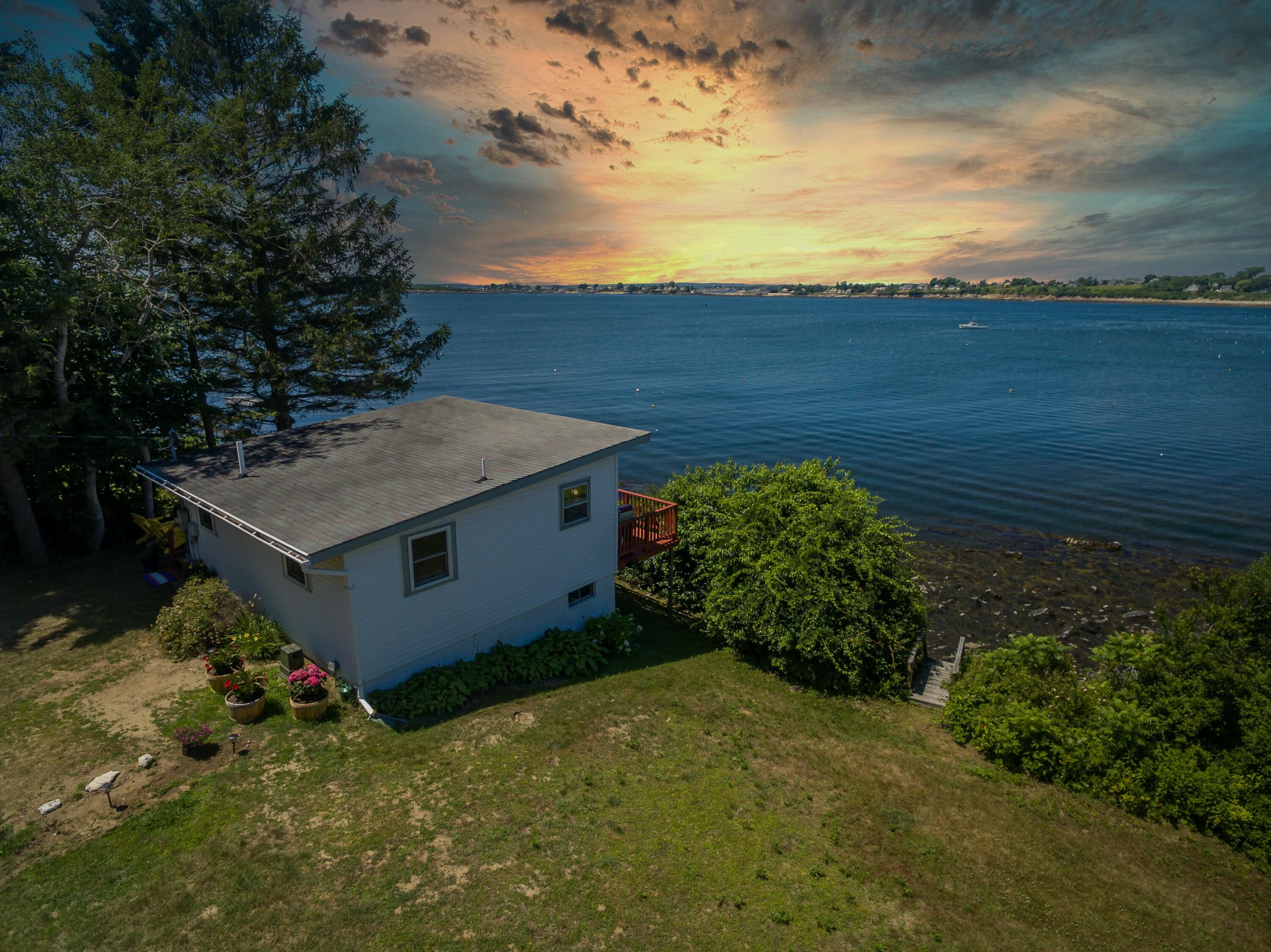 43 West Shore Road Bailey Island, ME 04003 - Photo 3 of 40 tempImageZgZrES