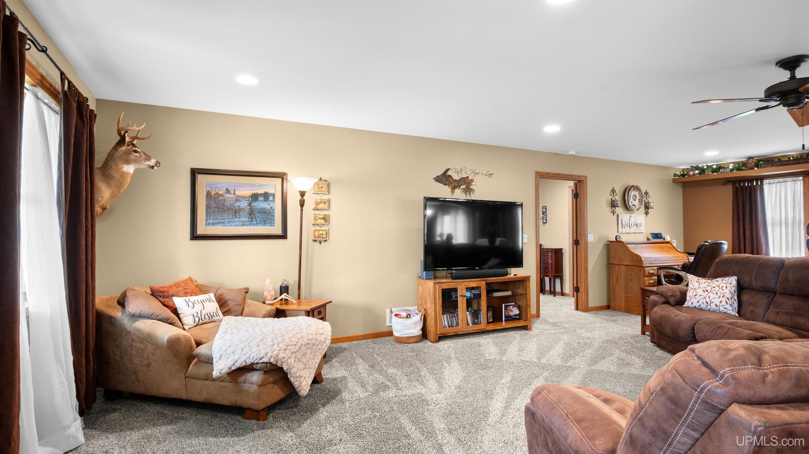 3715 13.75 Road Escanaba, MI 49829 - Photo 14 of 37 Gallery Image 14