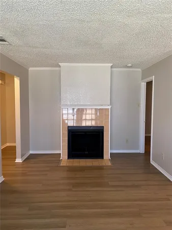 $1,600 | 1112 Valley View Drive, Glenn Heights, TX 75154