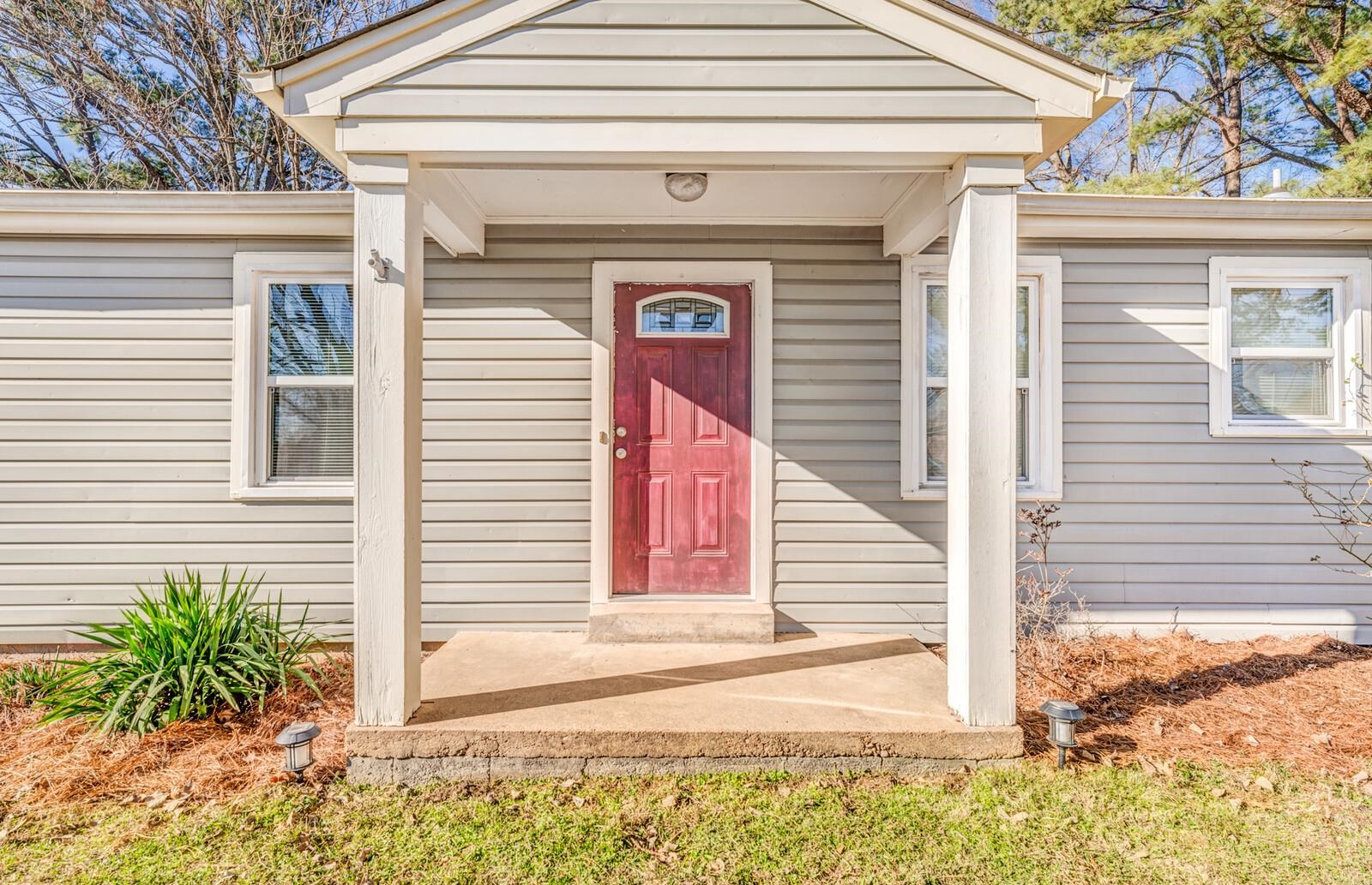 11060 Memphis Arlington Road Arlington, TN 38002 - Photo 2 of 25 a view of a entryway door front of house