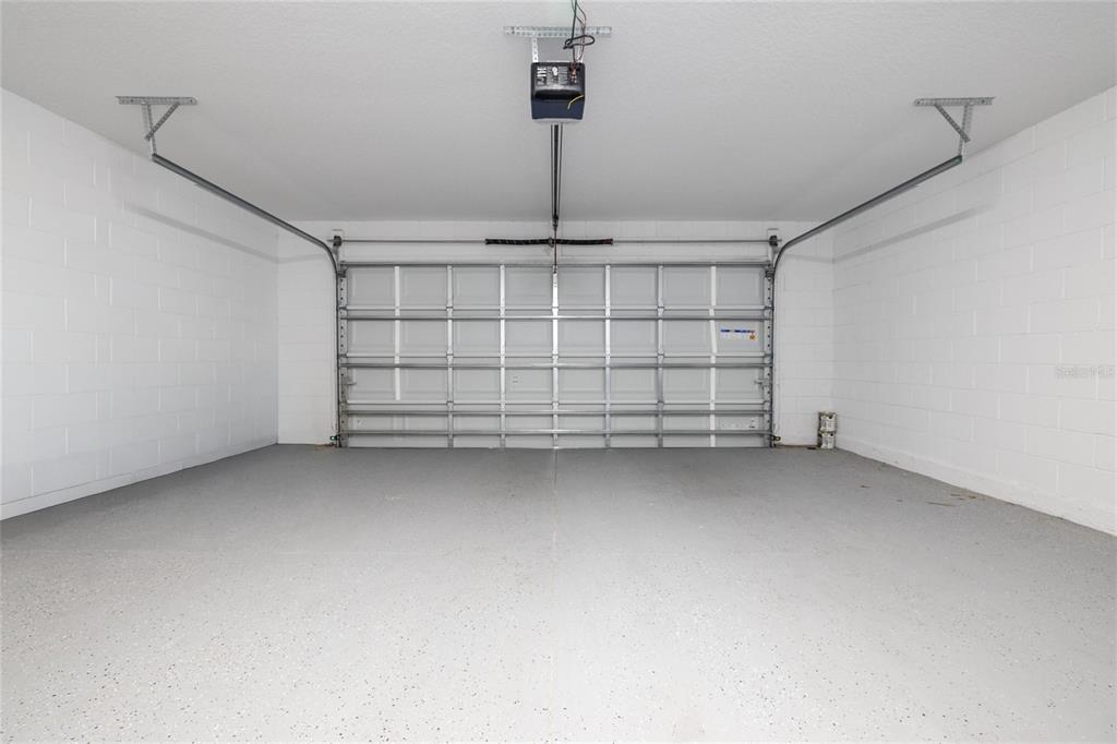 1171 9th Street Orange City, FL 32763 - Photo 27 of 27 a view of a garage