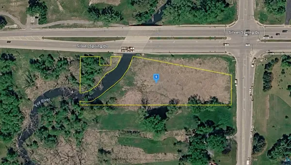 $174,999 | N56-w20225 Silver Spring Drive, Menomonee Falls, WI 53051