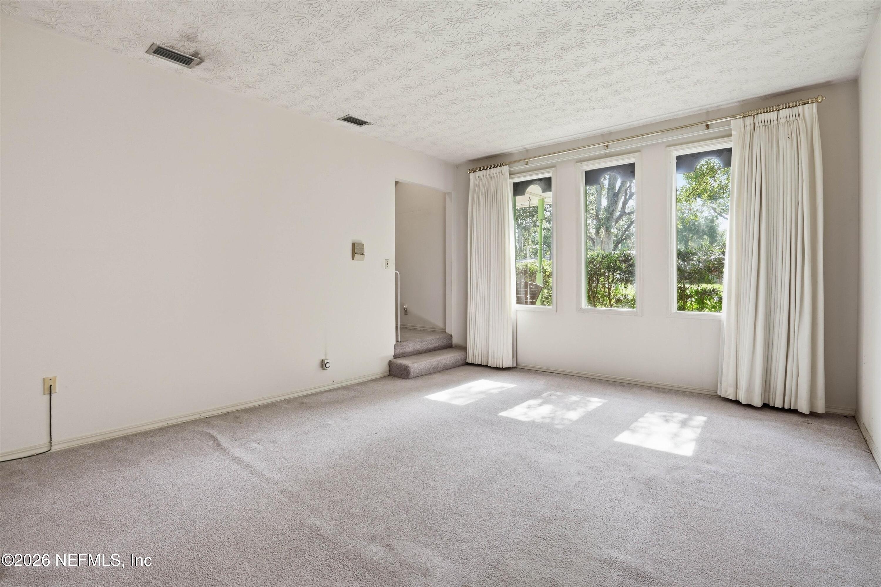 2406 Elbow Road Orange Park, FL 32073 - Photo 18 of 40 Living Room