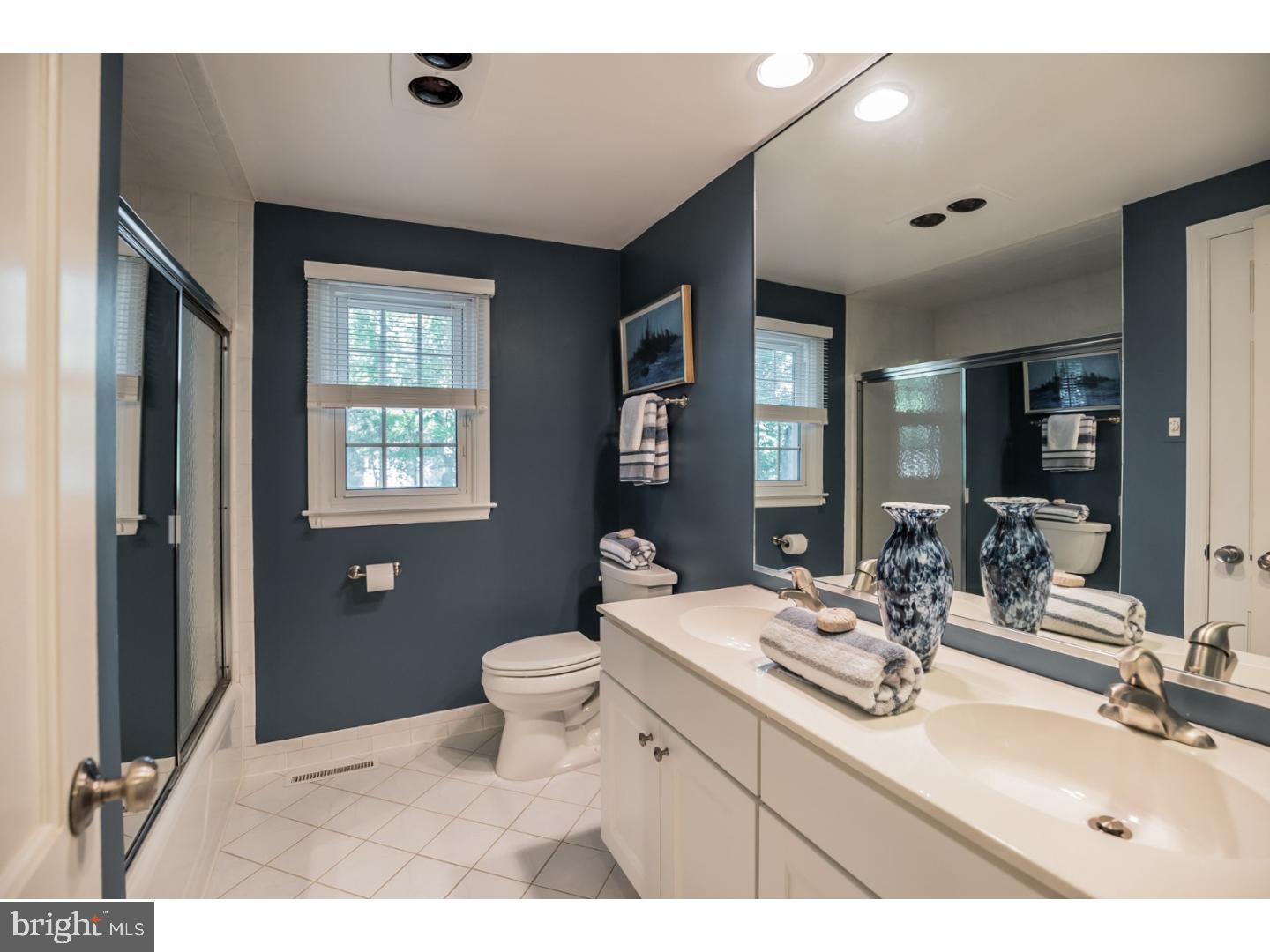 504 Gatewood Road Cherry Hill, NJ 08003 - Photo 17 of 25 Gallery Image 17