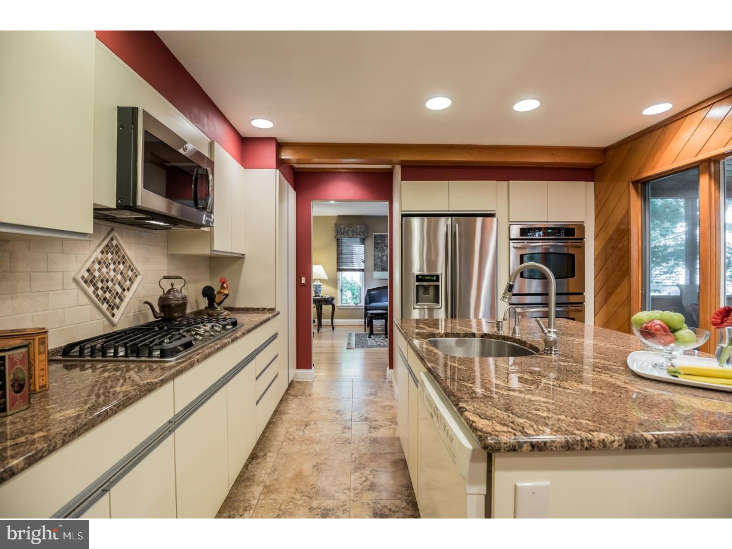 504 Gatewood Road Cherry Hill, NJ 08003 - Photo 10 of 25 Gallery Image 10