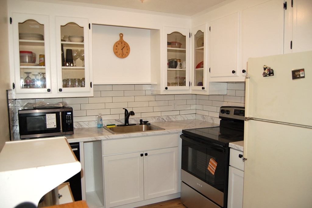 1323 Worcester Road, Unit F2 Framingham, MA 01701 - Photo 2 of 10