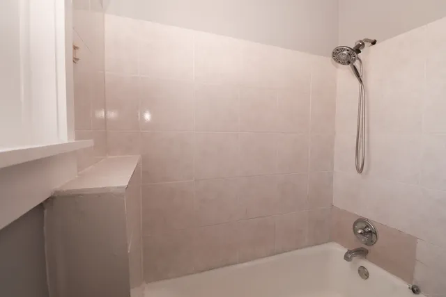 $1,800 | 117 Lamberton Street, New Haven, CT 06519