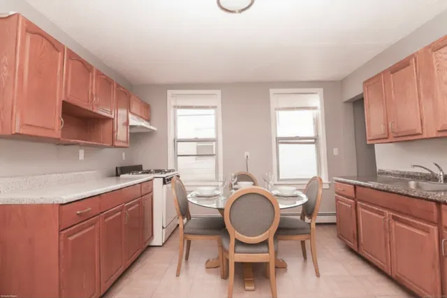 $1,800 | 117 Lamberton Street, New Haven, CT 06519