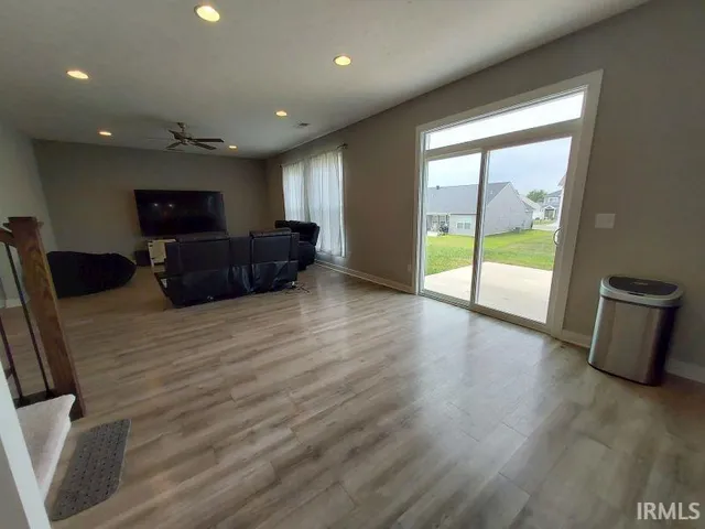 $349,000 | 1406 Hunters Crossing Pass, Huntingburg, IN 47542