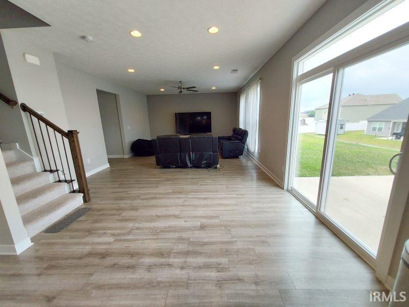 1406 Hunters Crossing Pass Huntingburg, IN 47542 - Photo 14 of 35