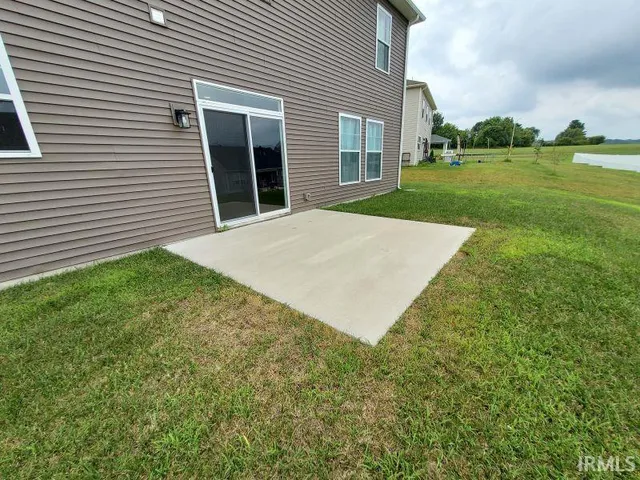 $349,000 | 1406 Hunters Crossing Pass, Huntingburg, IN 47542