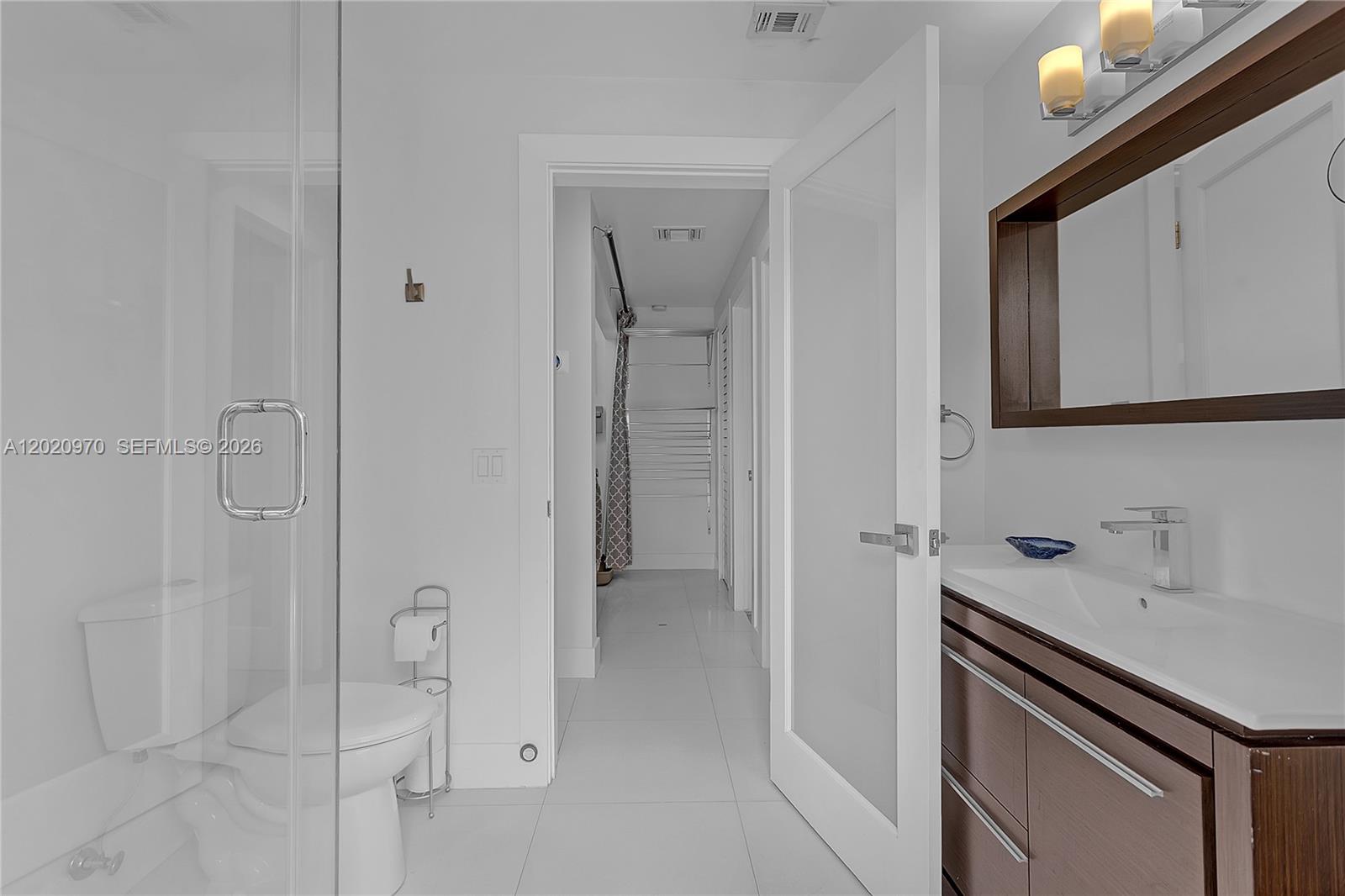 95 Shore Drive West Miami, FL 33133 - Photo 10 of 29
