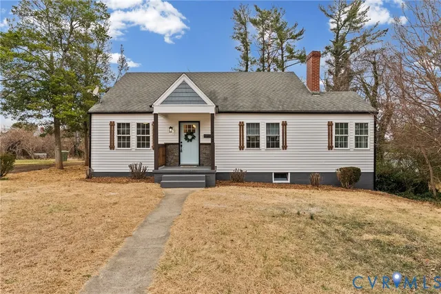 $350,000 | 702 Irving Street, Farmville, VA 23901