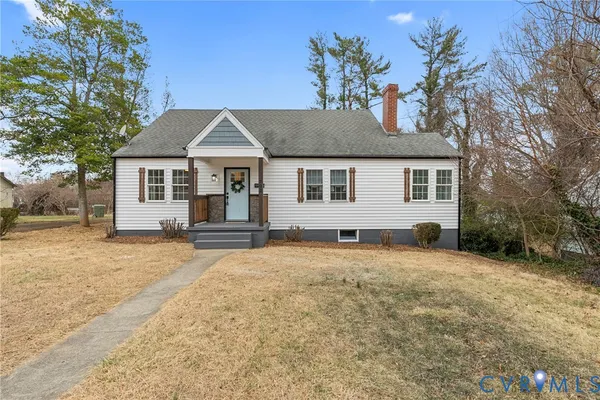 $339,900 | 702 Irving Street, Farmville, VA 23901