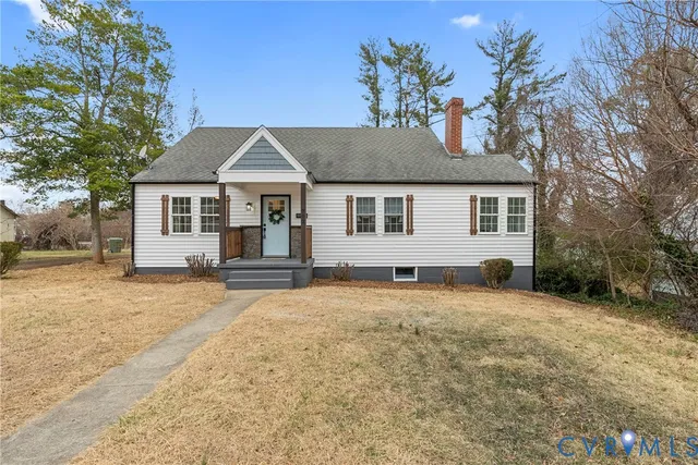 $350,000 | 702 Irving Street, Farmville, VA 23901