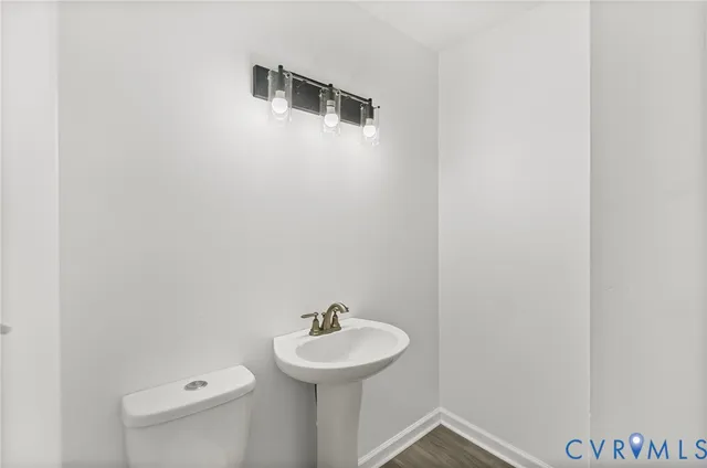 $350,000 | 702 Irving Street, Farmville, VA 23901