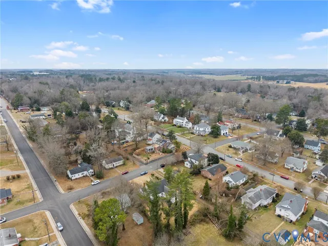 $350,000 | 702 Irving Street, Farmville, VA 23901