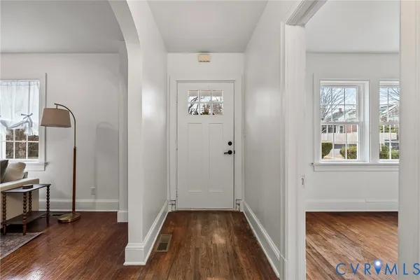 $339,900 | 702 Irving Street, Farmville, VA 23901