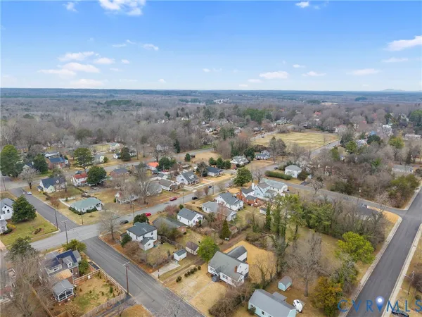 $339,900 | 702 Irving Street, Farmville, VA 23901