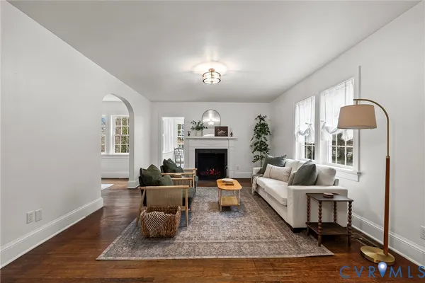 $339,900 | 702 Irving Street, Farmville, VA 23901