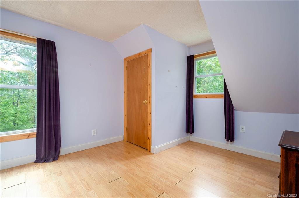 81 South Gray Fox Road Rosman, NC 28772 - Photo 17 of 33 Gallery Image 17