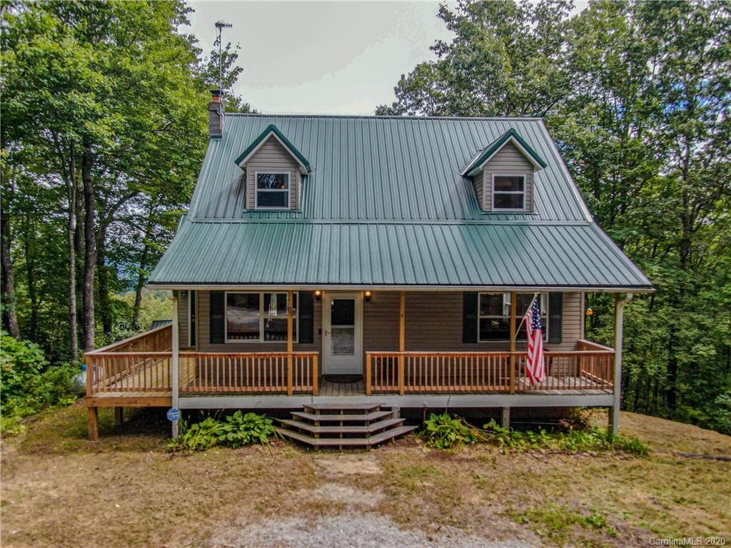 81 South Gray Fox Road Rosman, NC 28772 - Photo 4 of 33 Gallery Image 4