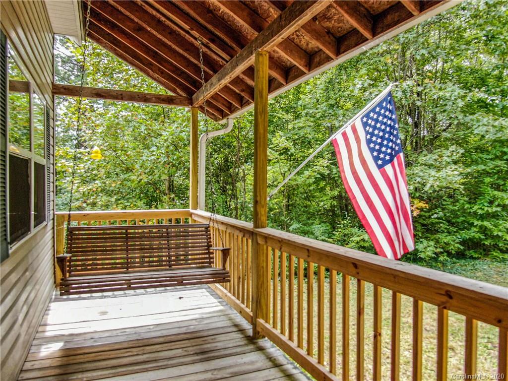 81 South Gray Fox Road Rosman, NC 28772 - Photo 6 of 33 Gallery Image 6