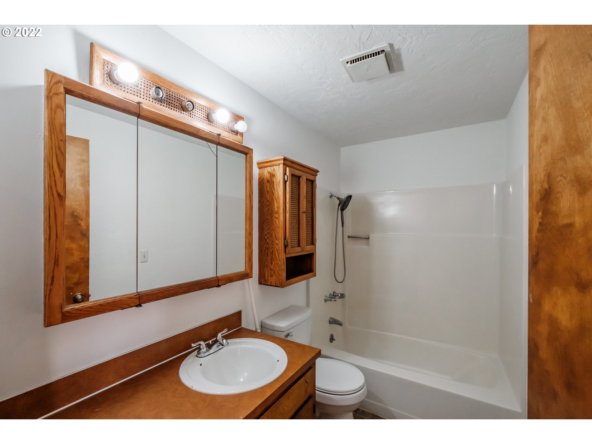 1835 Southwest 16th Avenue Albany, OR 97321 - Photo 26 of 32 Gallery Image 26