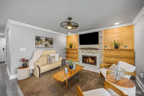 $409,900 | 3008 North Narrows Drive, Unit C103, Tacoma, WA 98407