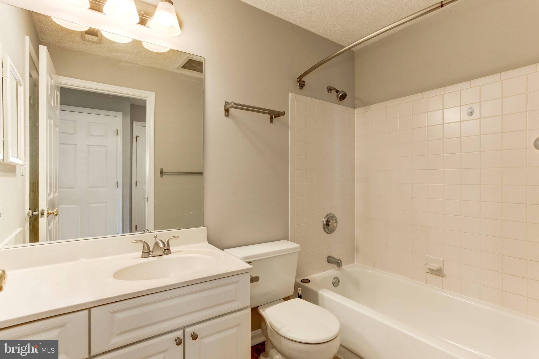 21012 Timber Ridge Terrace, Unit 201 Ashburn, VA 20147 - Photo 29 of 37