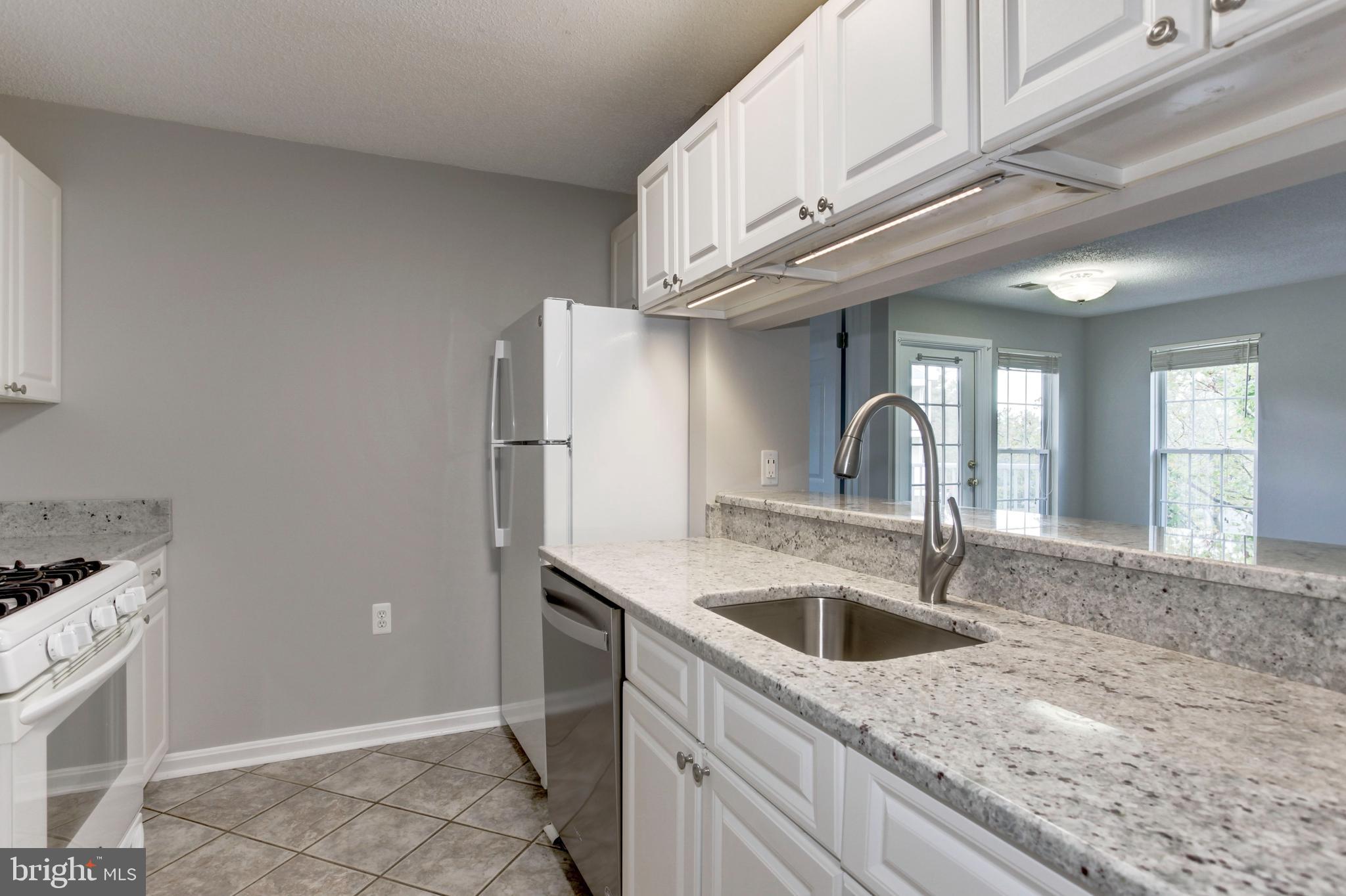 21012 Timber Ridge Terrace, Unit 201 Ashburn, VA 20147 - Photo 6 of 37