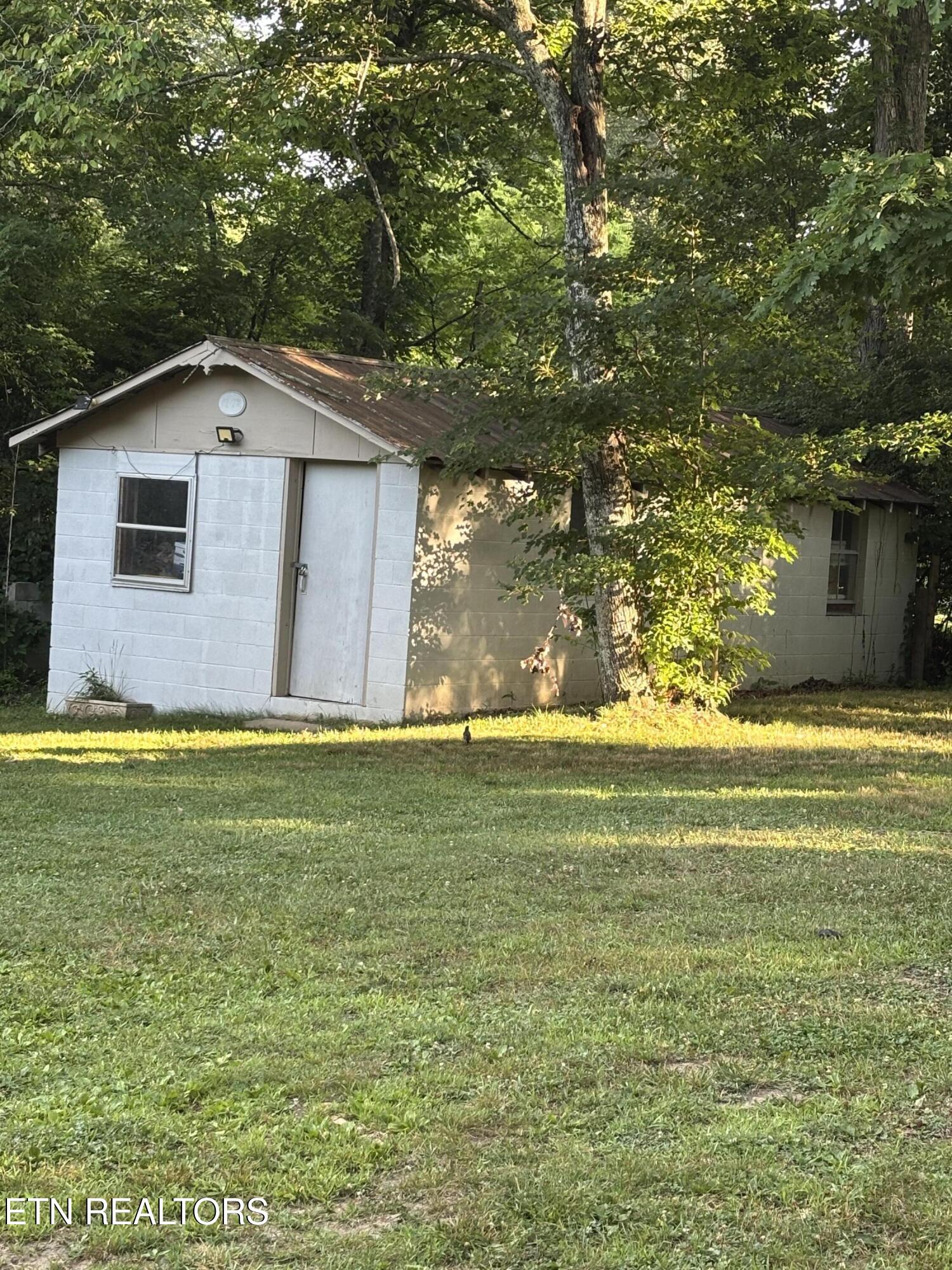 975 Lawson Road Crossville, TN 38571 - Photo 37 of 41 IMG_8659