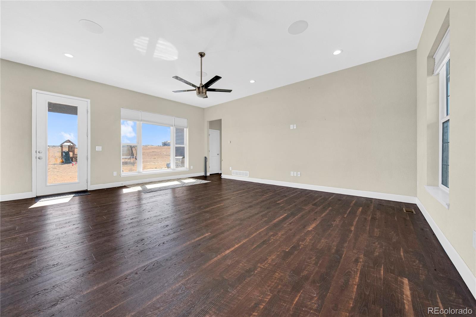 7566 County Road Wiggins, CO 80654 - Photo 4 of 22