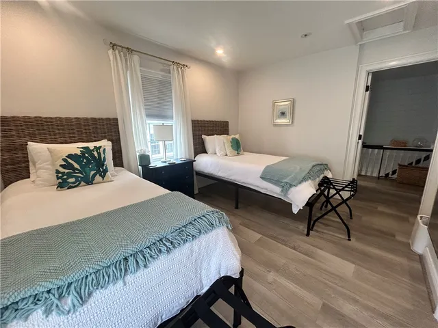 $3,300 | 23 Anthony Street, Unit 2, Newport, RI 02840