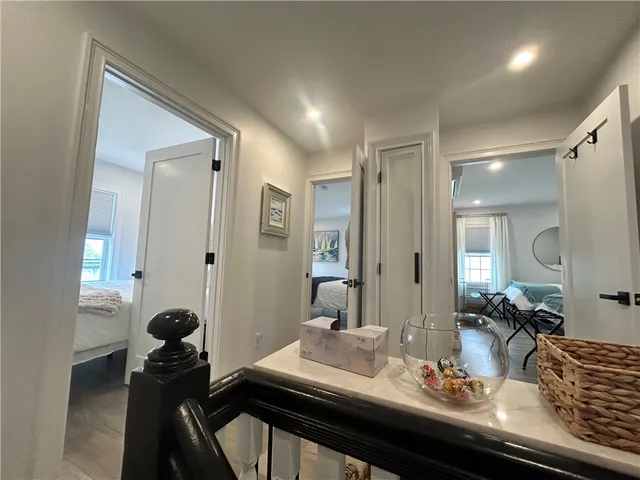 $3,300 | 23 Anthony Street, Unit 2, Newport, RI 02840