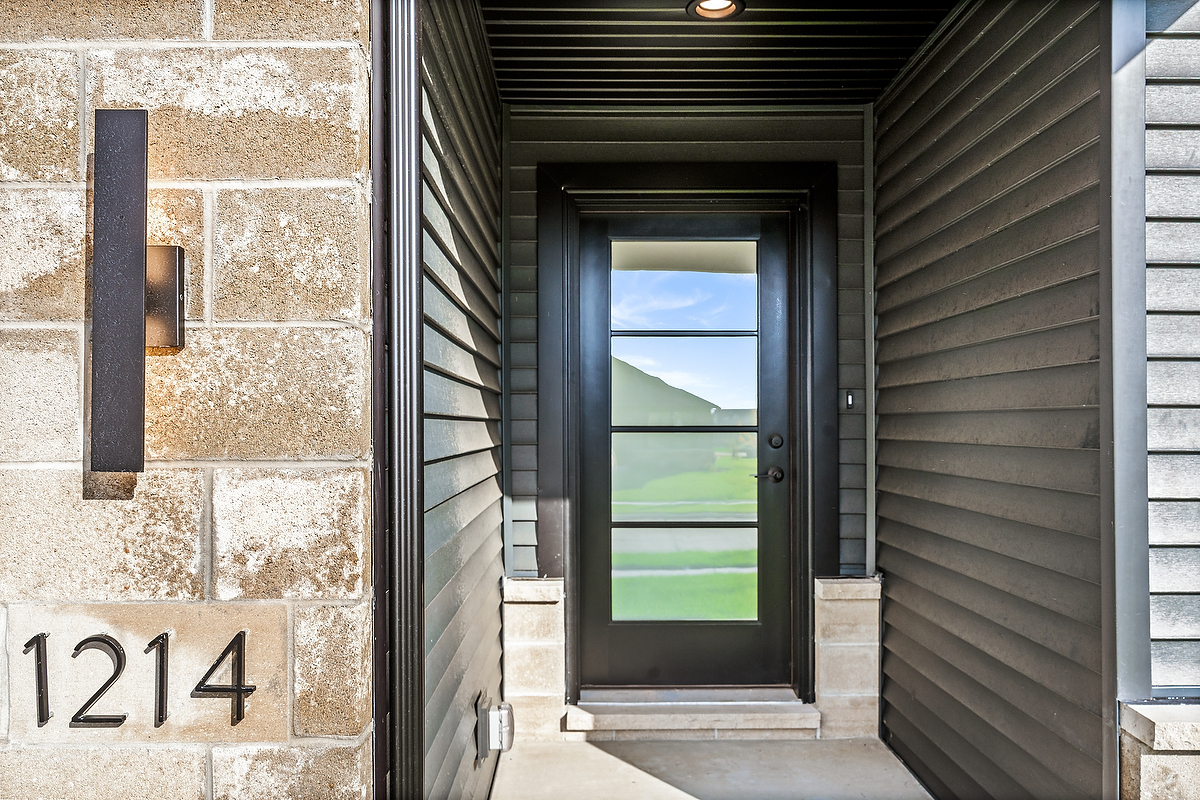 1214 Slate Street Normal, IL 61761 - Photo 2 of 26