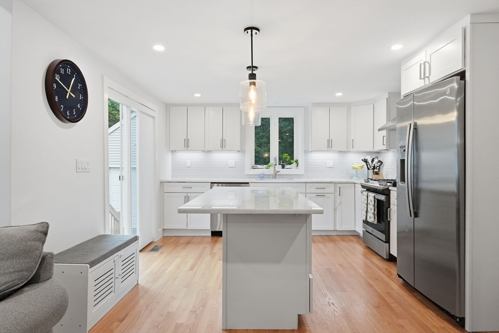 42 Messinger Street, Unit 42 Canton, MA 02021 - Photo 8 of 42