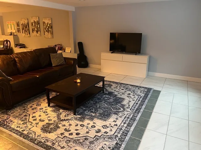 $2,000 | 0 Upton Road, Unit 1, Westborough, MA 01581