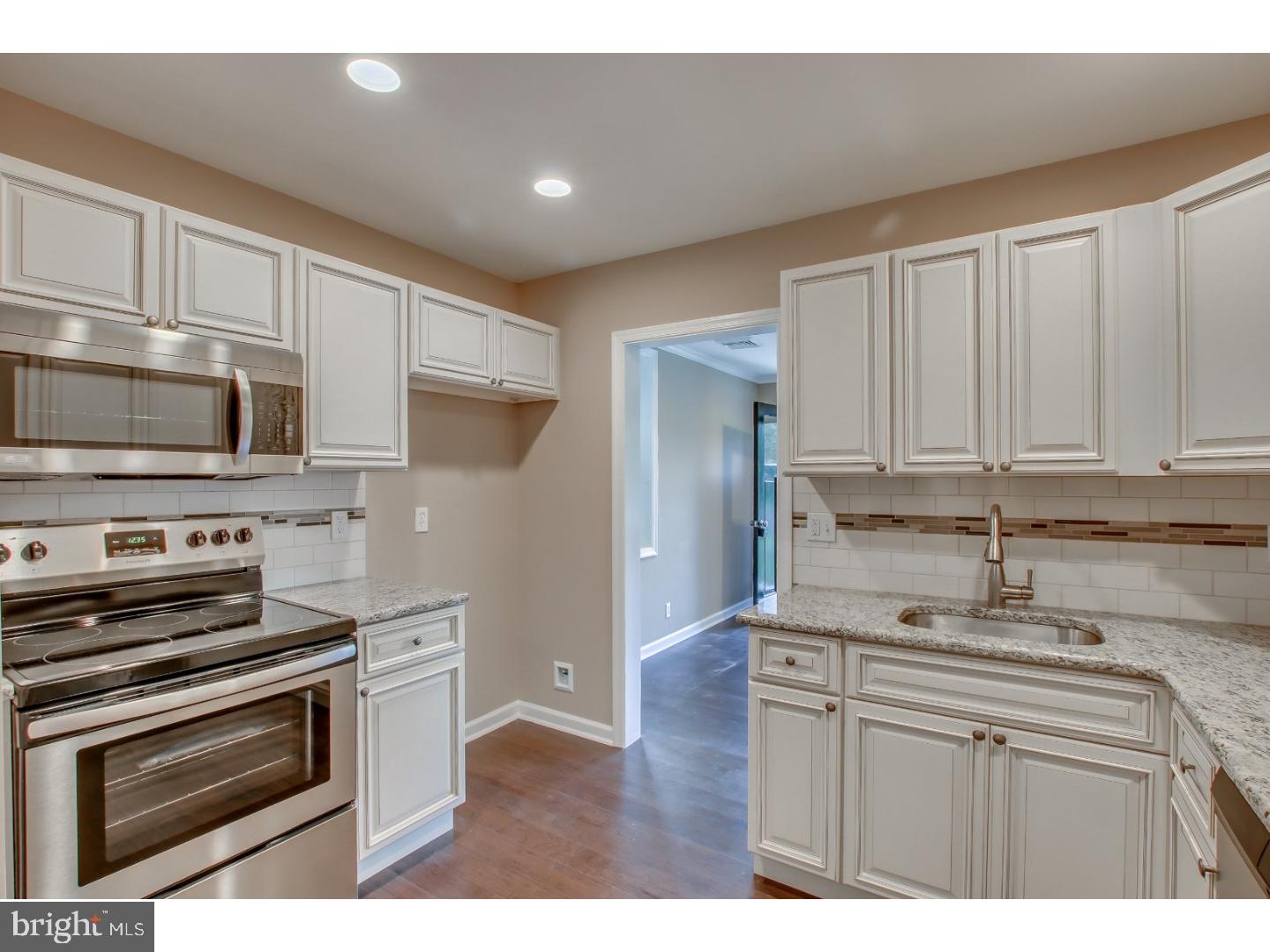 701 West County Line Road Hatboro, PA 19040 - Photo 11 of 25 Kitchen
