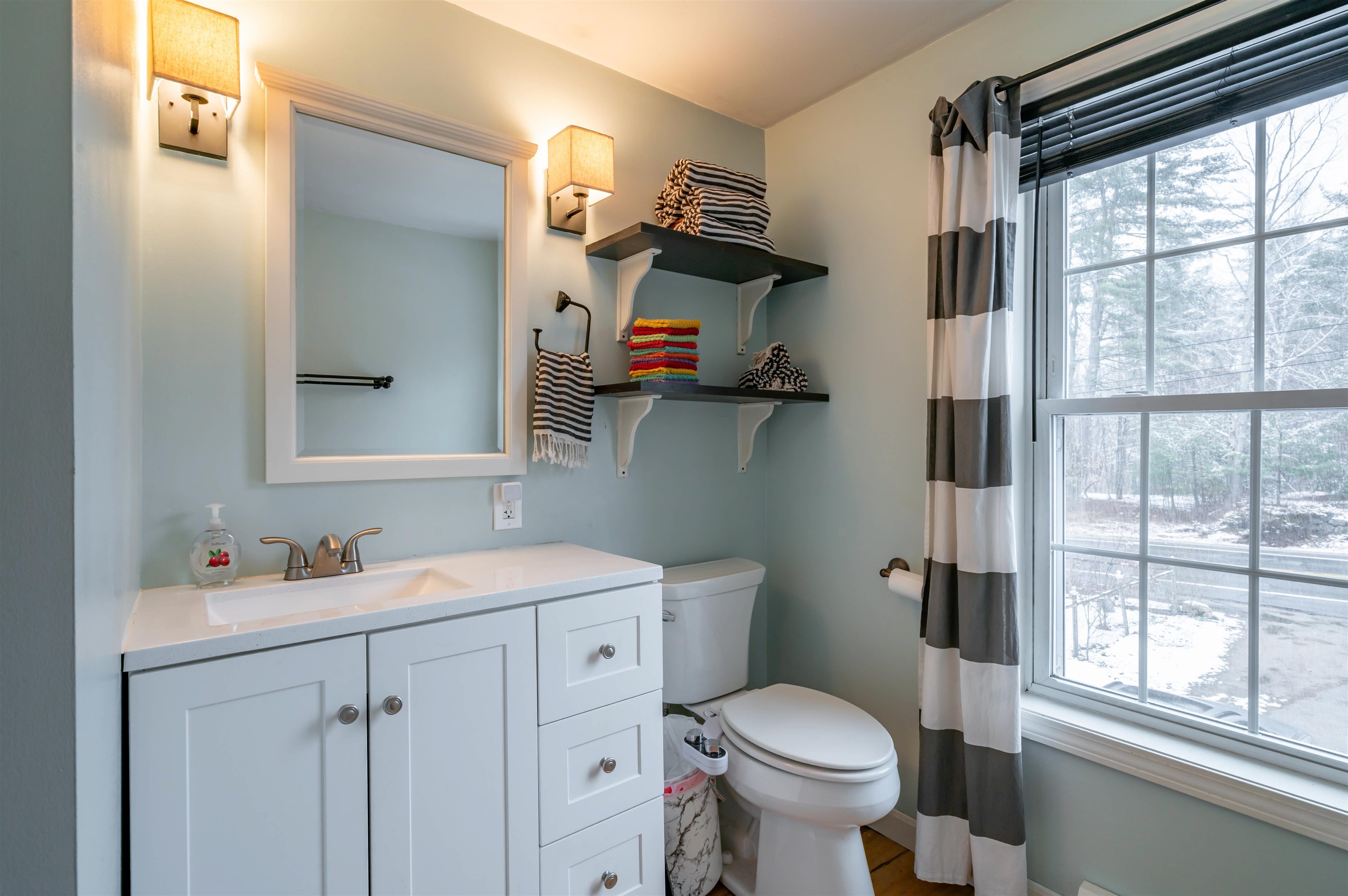 133 Raymond Road Deerfield, NH 03037 - Photo 14 of 60 Gallery Image 14