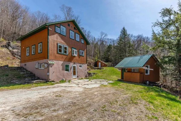 $427,000 | 769 Straight Road, Mount Holly, VT 05730