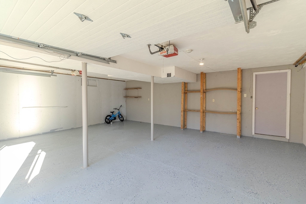 7 Howland Road Berkley, MA 02779 - Photo 18 of 23 Gallery Image 18
