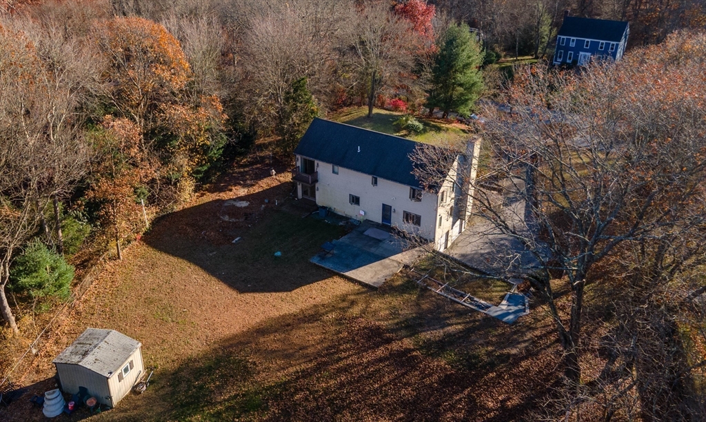 7 Howland Road Berkley, MA 02779 - Photo 21 of 23 Gallery Image 21