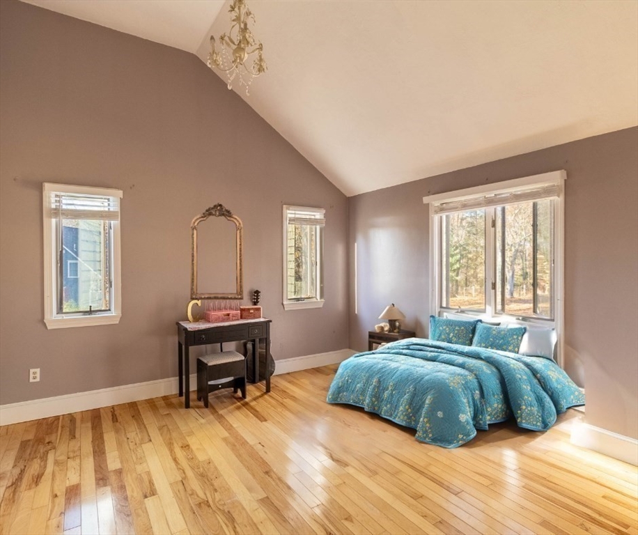 7 Howland Road Berkley, MA 02779 - Photo 10 of 23 Gallery Image 10