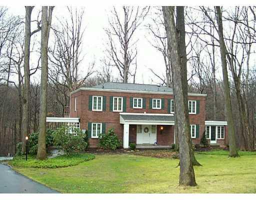 2284 Meadow Road Franklin Park, PA 15237 - Photo 1 of 7 Exterior Front.