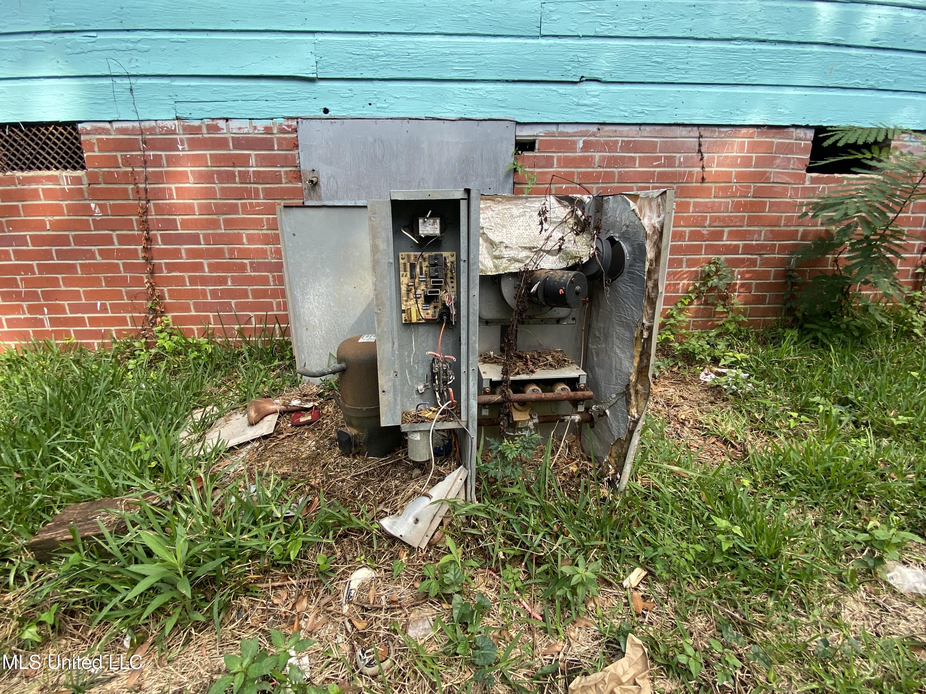 506 Taylor Street Jackson, MS 39216 - Photo 6 of 37 Copy of IMG_3721